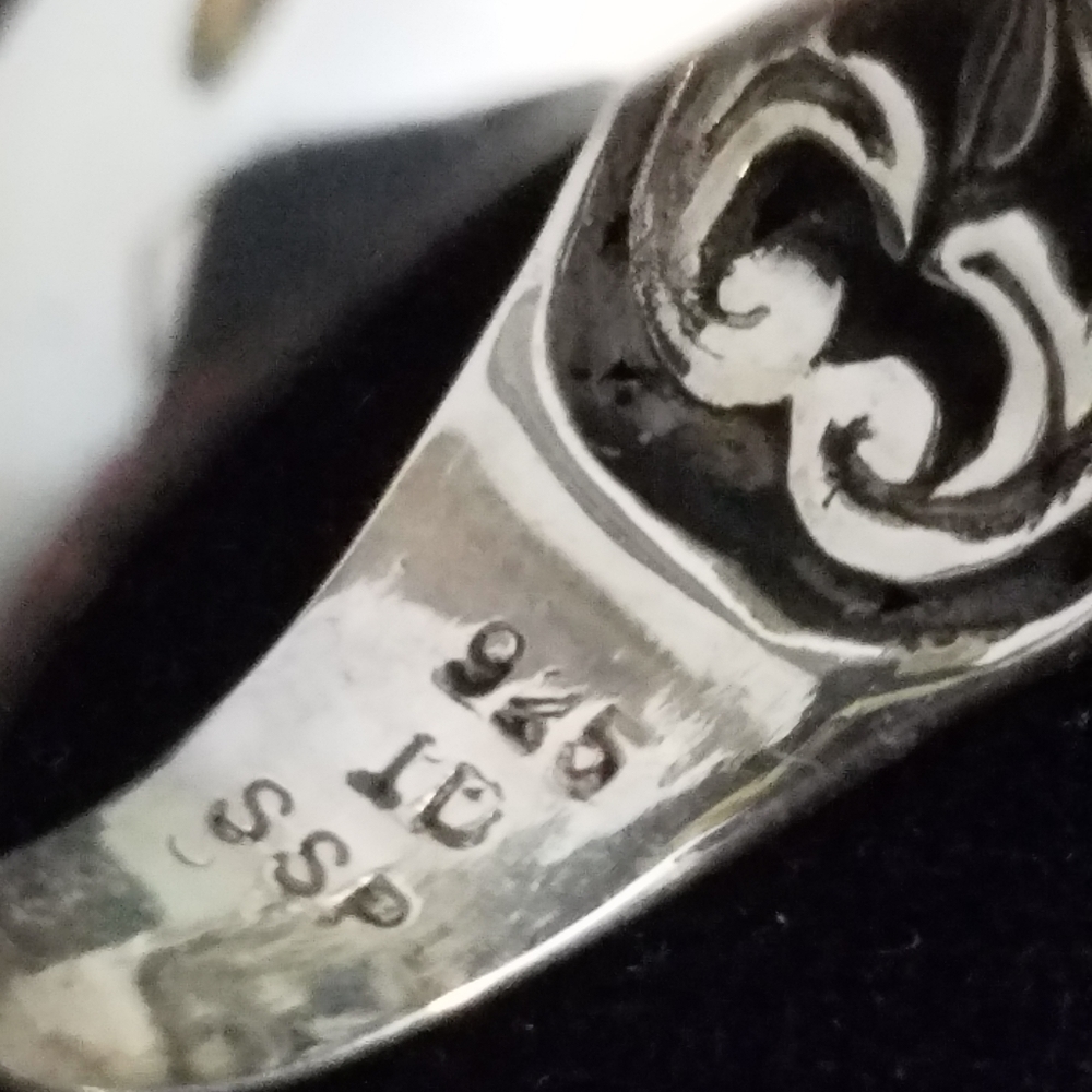 17g Solid Sterling Silver Ring - image 2